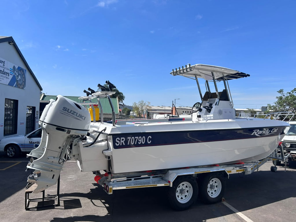 Randy Cat - Surfmaster 720 Centre Console